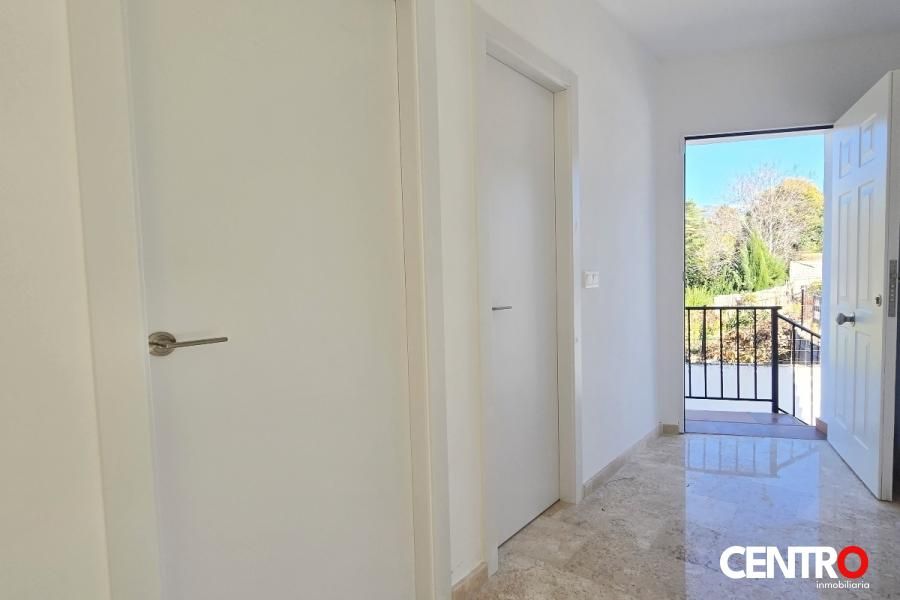 Casa o chalet en venta en Jun con Jardín privado