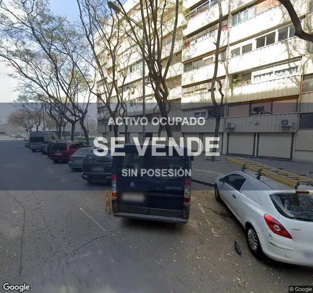 Parkplatz von Fabrikhallen zum Verkauf in Sant Adrià de Besòs