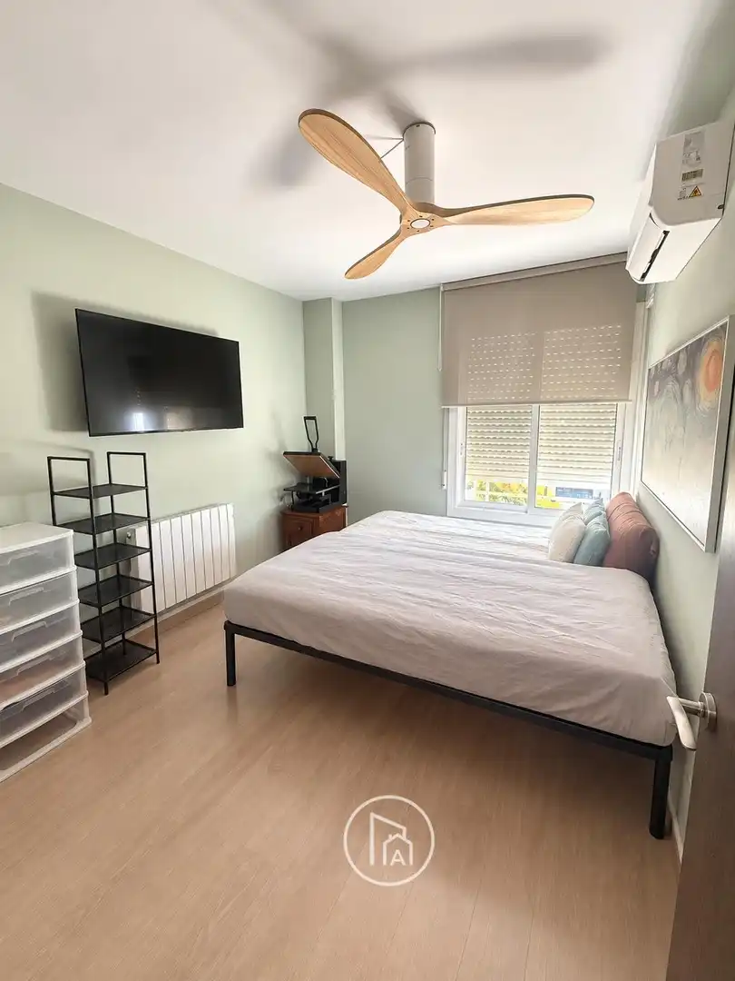 Schlafzimmer von Wohnung zum Verkauf in Valencia mit Klimaanlage, Terrasse und Balkon