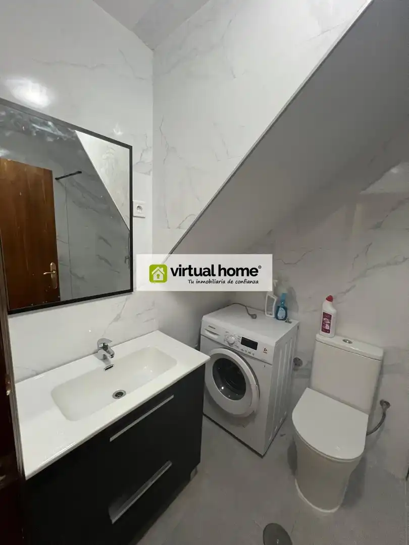 Bany de Casa o xalet de lloguer en Relleu amb Aire condicionat i Terrassa