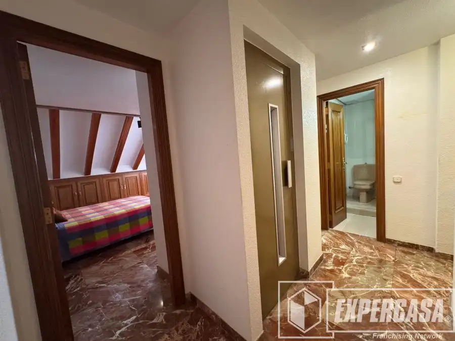 Casa o chalet en venta en Burjassot con Aire acondicionado, Calefacción y Terraza