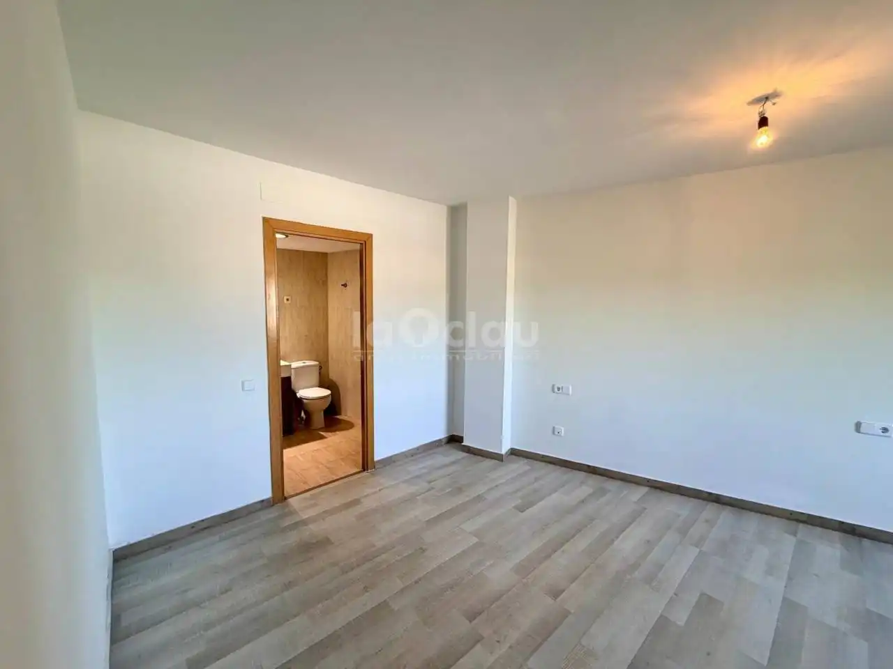 Dormitori de Apartament en venda en Vic amb Calefacció
