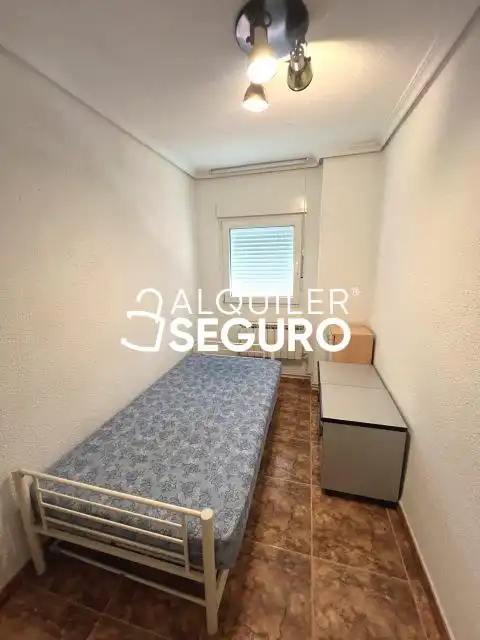 Habitación de Piso de alquiler en Madrid con Aire acondicionado, Calefacción y Terraza
