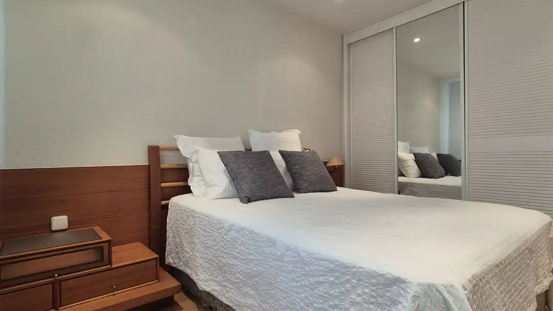 Habitación de Piso en venta en  Pamplona / Iruña con Calefacción, Parquet y Trastero