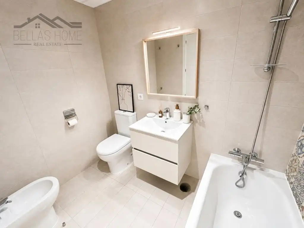 Bathroom of Attic for sale in Estepona  with Air Conditioner and Terrace