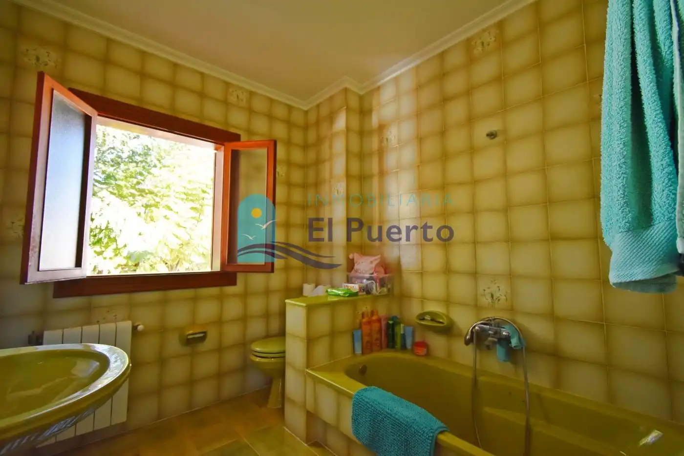 Bany de Casa o xalet en venda en Mazarrón amb Aire condicionat, Calefacció i Jardí privat