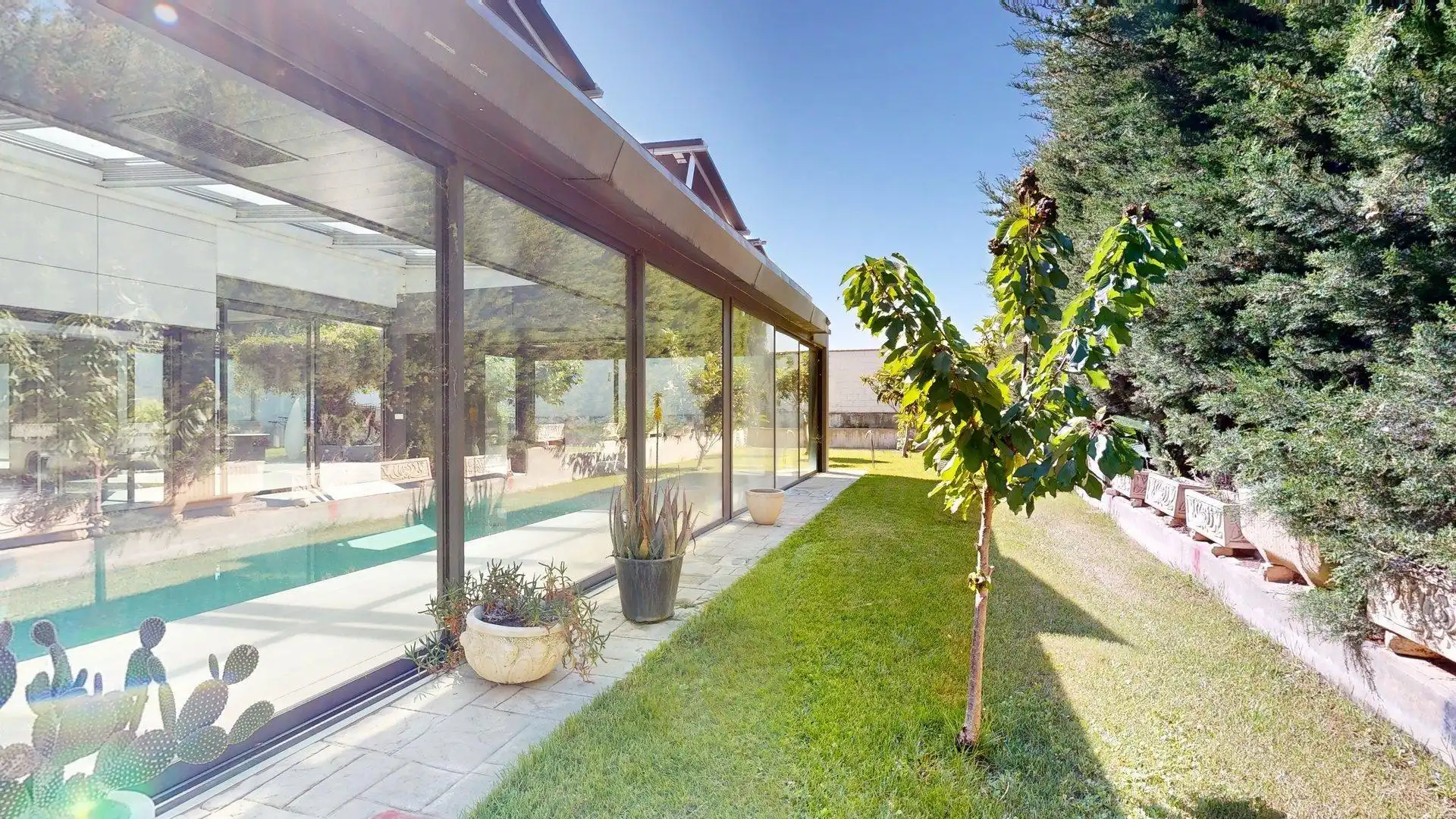 Jardín de Casa o chalet en venta en Zaragoza con Aire acondicionado, Calefacción y Jardín privado
