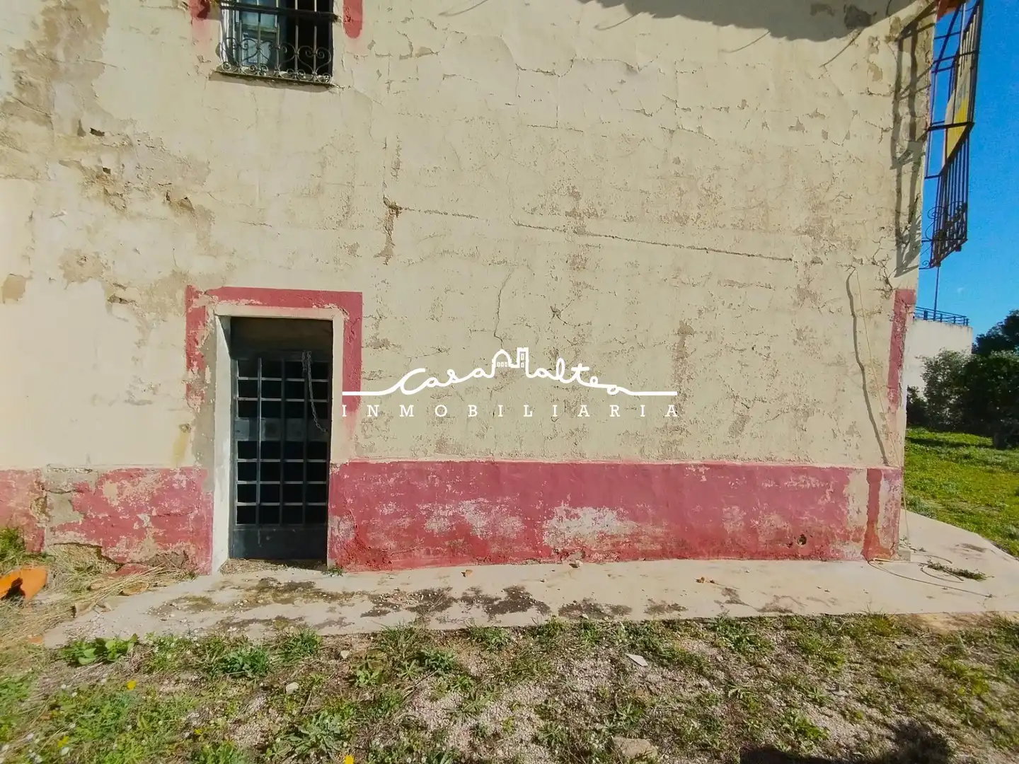 Vista exterior de Casa o xalet en venda en Callosa d'en Sarrià amb Jardí privat