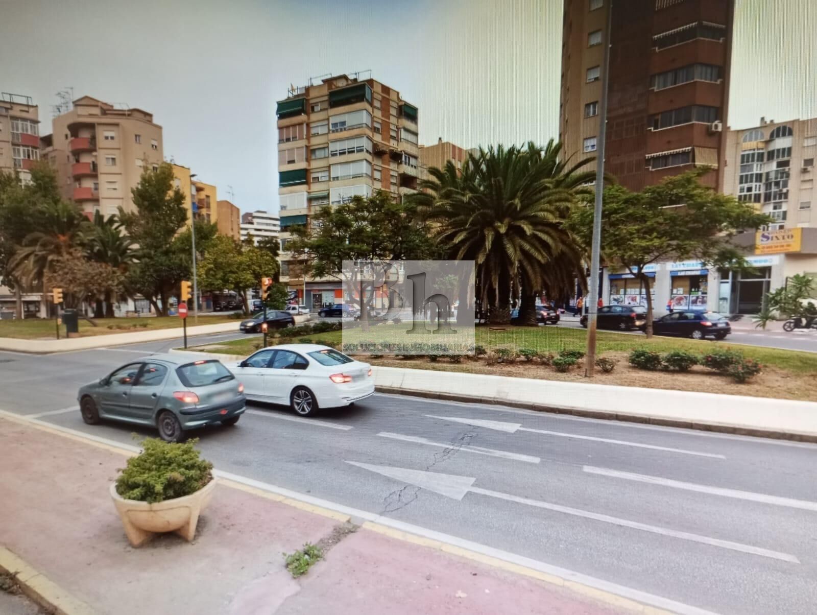 Flat for sale in Calle doctor escassi, Los Castillejos - La Trinidad