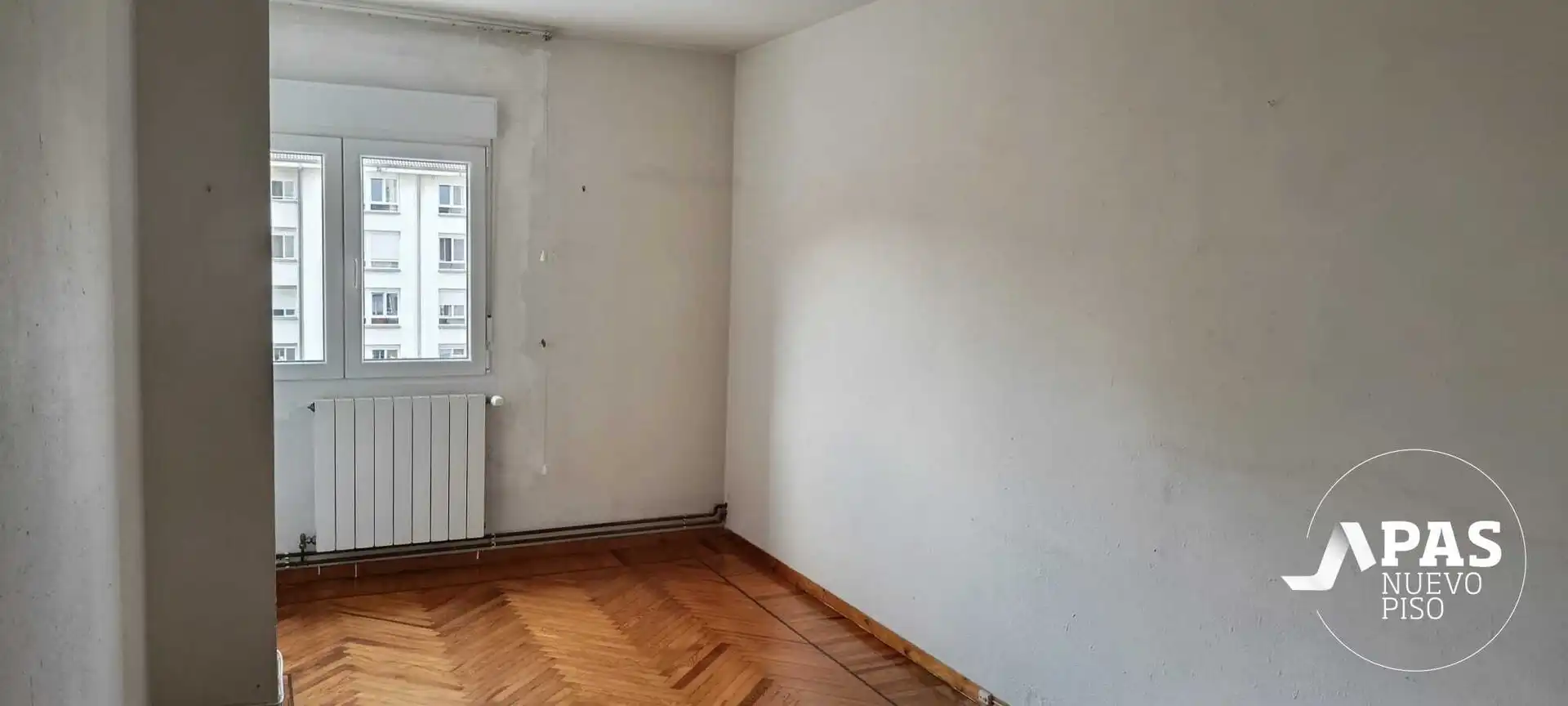 Bedroom of Flat for sale in Santander  with Heating and Terrace
