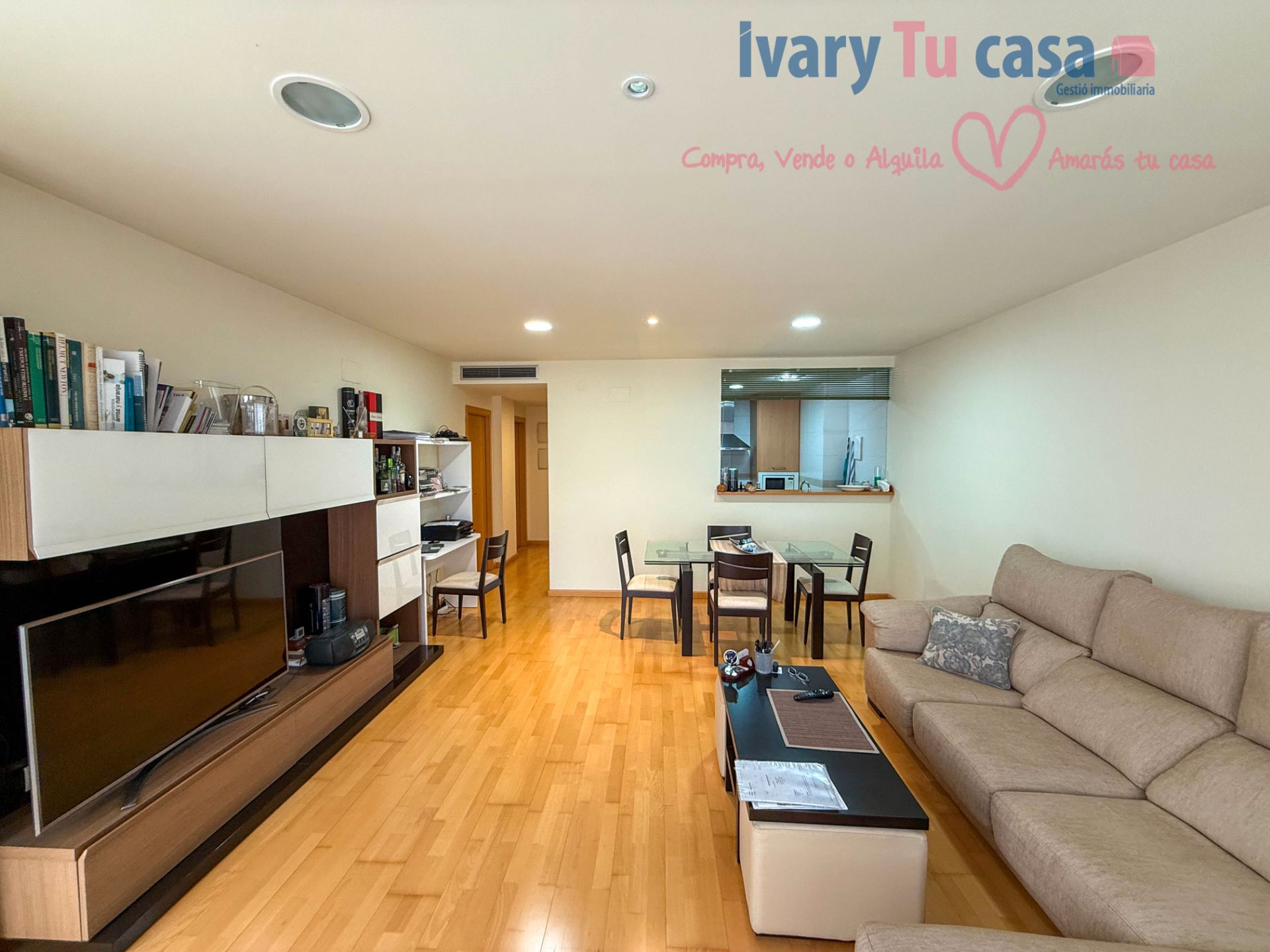 Living room of Flat for sale in Castellón de la Plana / Castelló de la Plana  with Air Conditioner, Heating and Parquet flooring