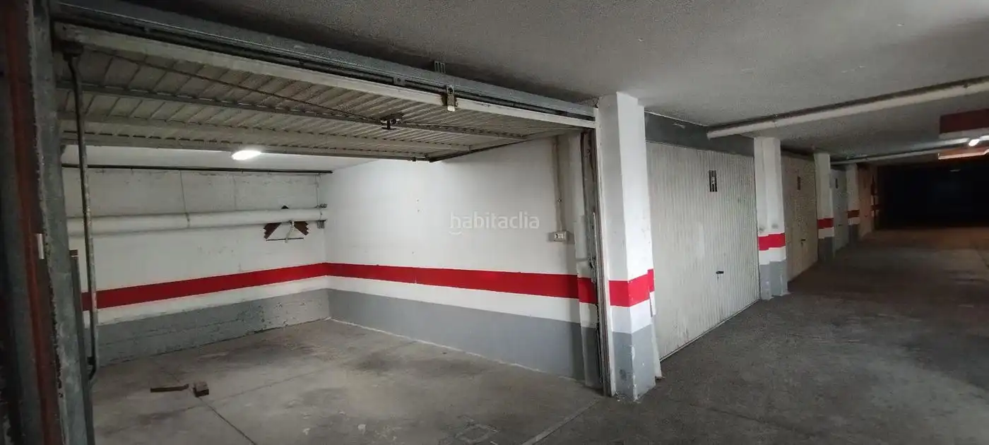 Einzelparkplatz zur Miete in Calle Italia 167b