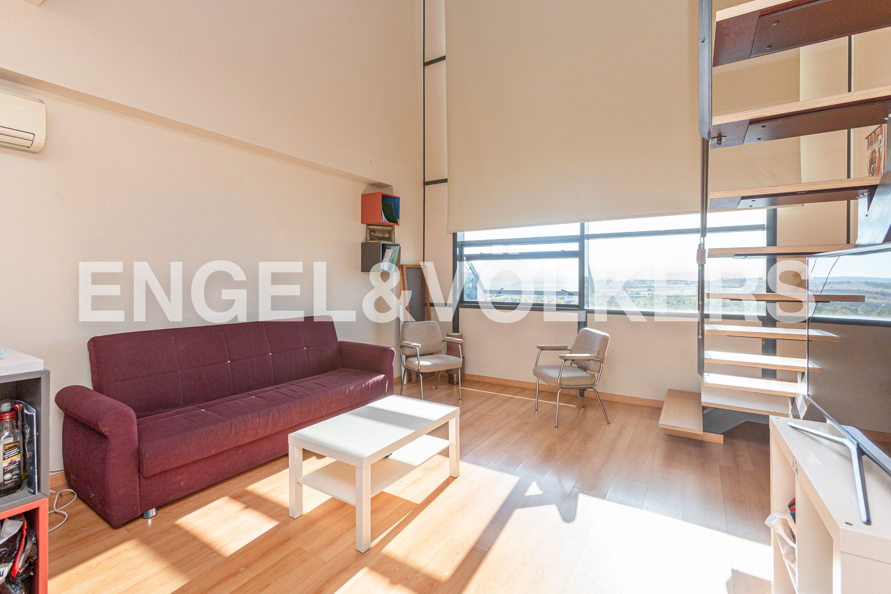 Living room of Loft for sale in San Sebastián de los Reyes  with Air Conditioner, Heating and Swimming Pool