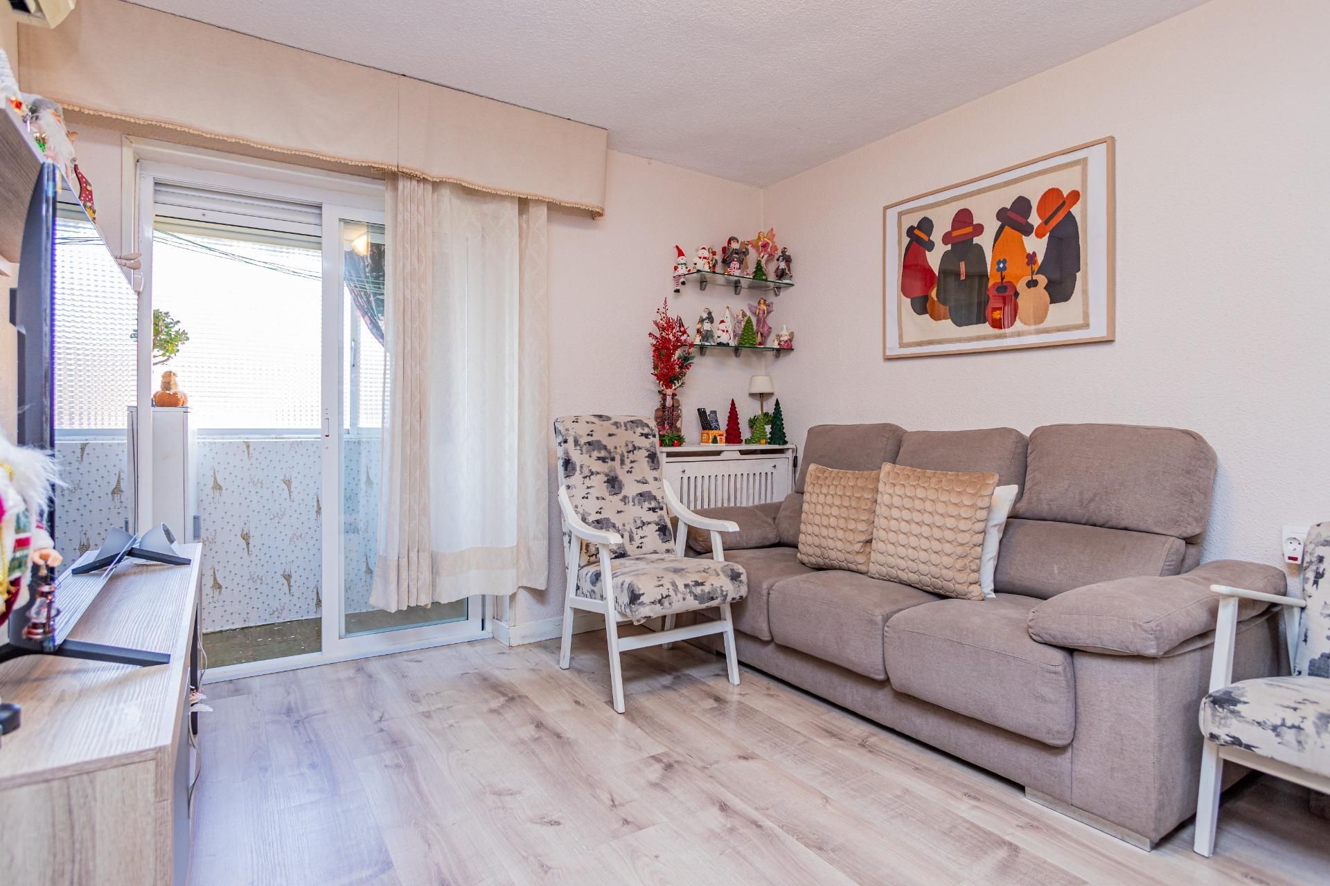 Living room of Flat for sale in  Madrid Capital  with Air Conditioner, Heating and Terrace
