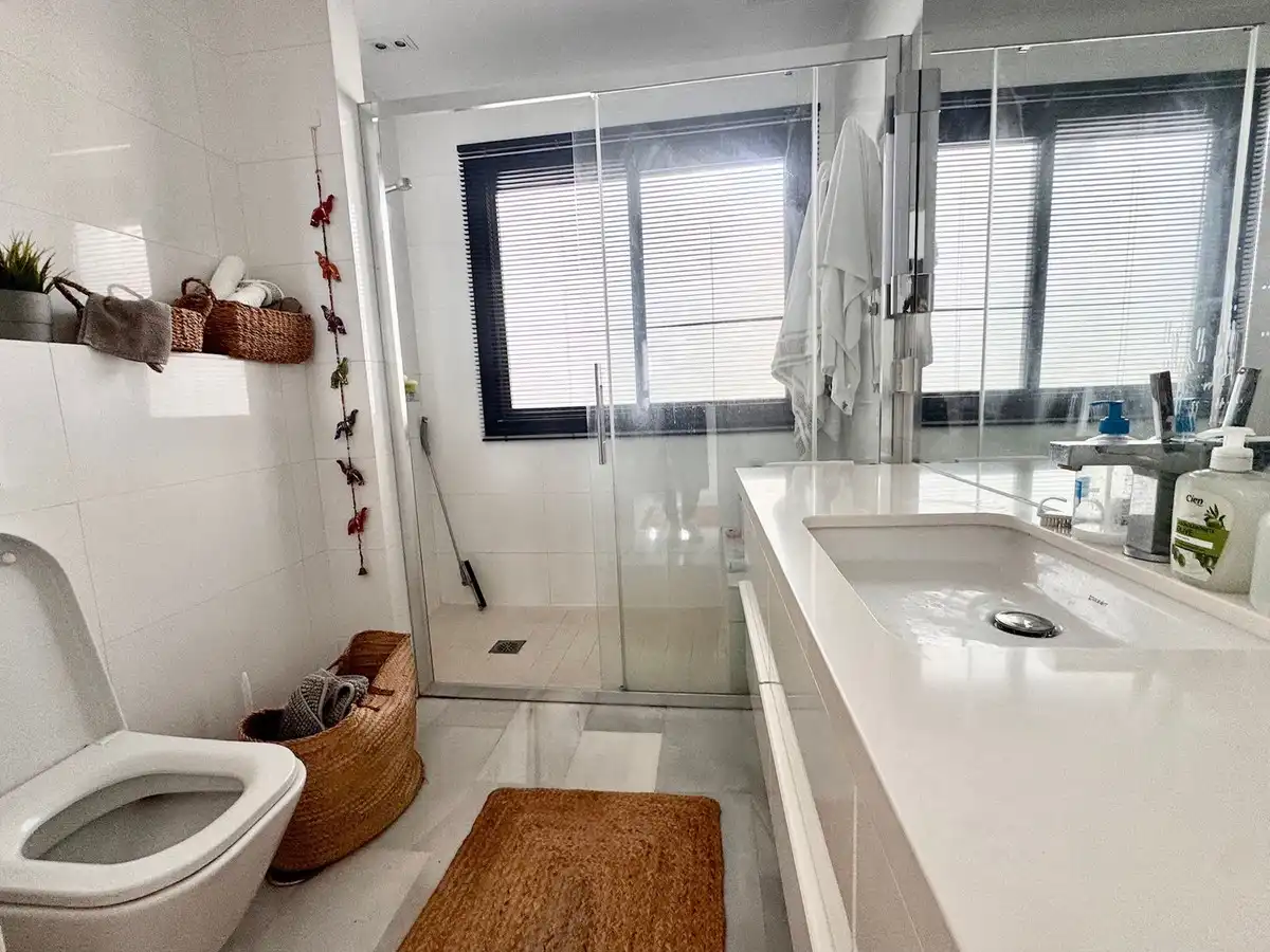 Apartament amb piscina en venda a Calahonda, imagen 16