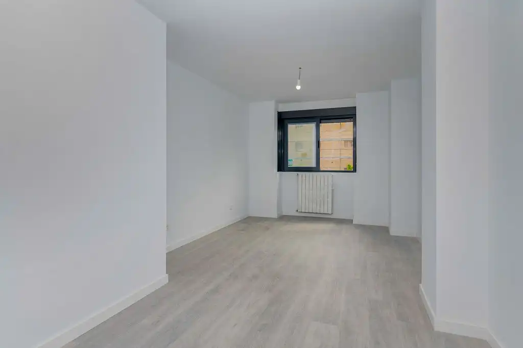 Flat for sale in Fuenlabrada  with Air Conditioner, Heating and Storage room
