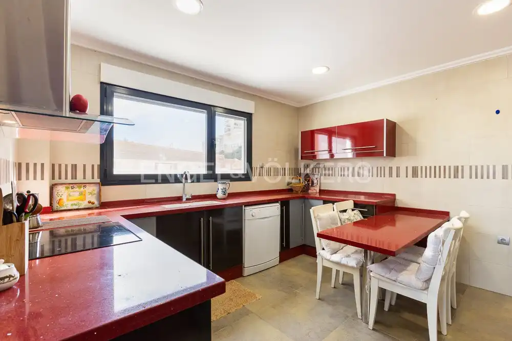 Kitchen of Houses for sale in Cullera  with Air Conditioner, Heating and Terrace