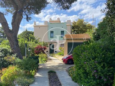 Maison avec piscine à vendre à Carrer del Turó