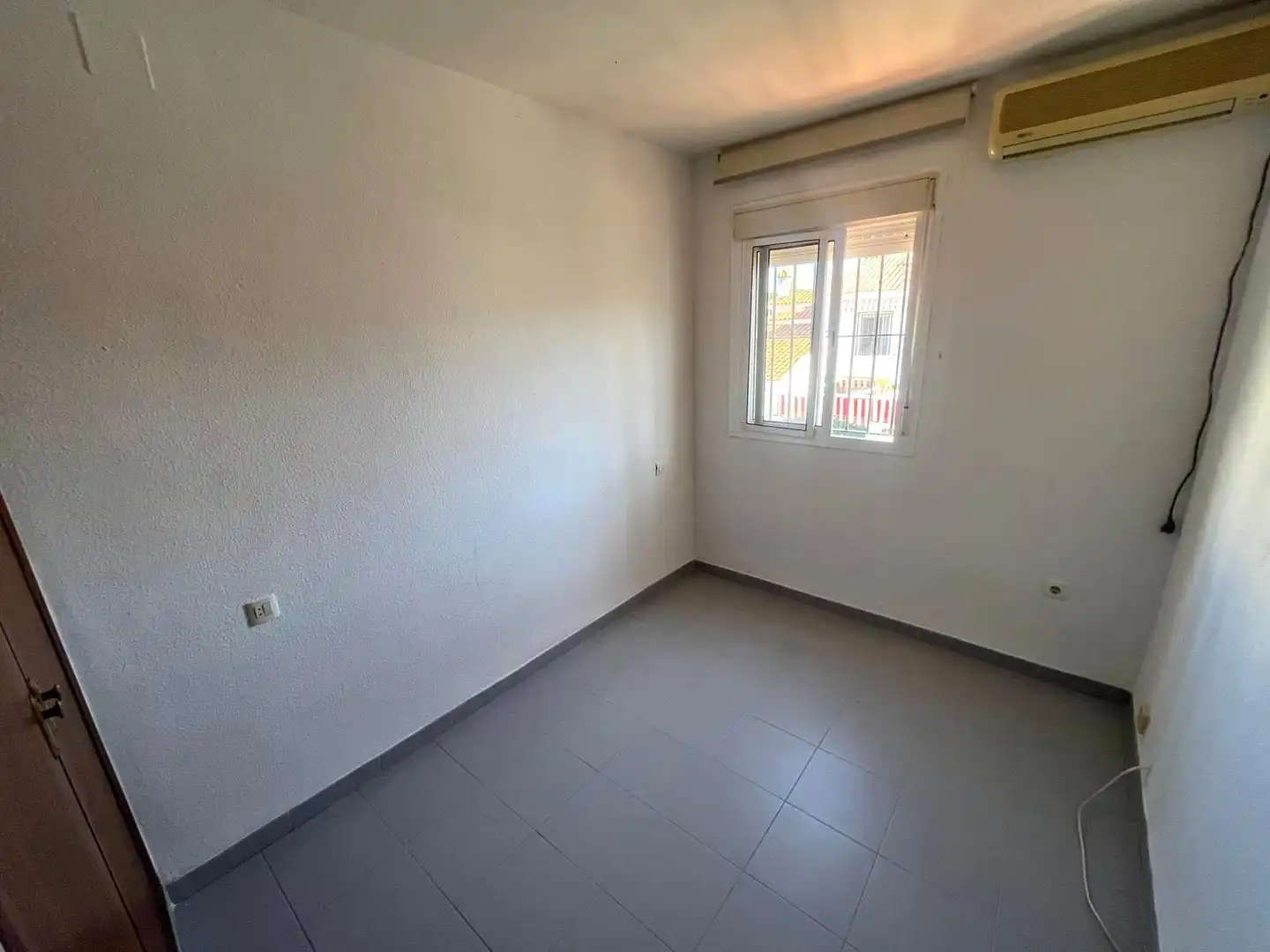 Dormitori de Casa adosada en venda en El Portil amb Moblat i Balcó