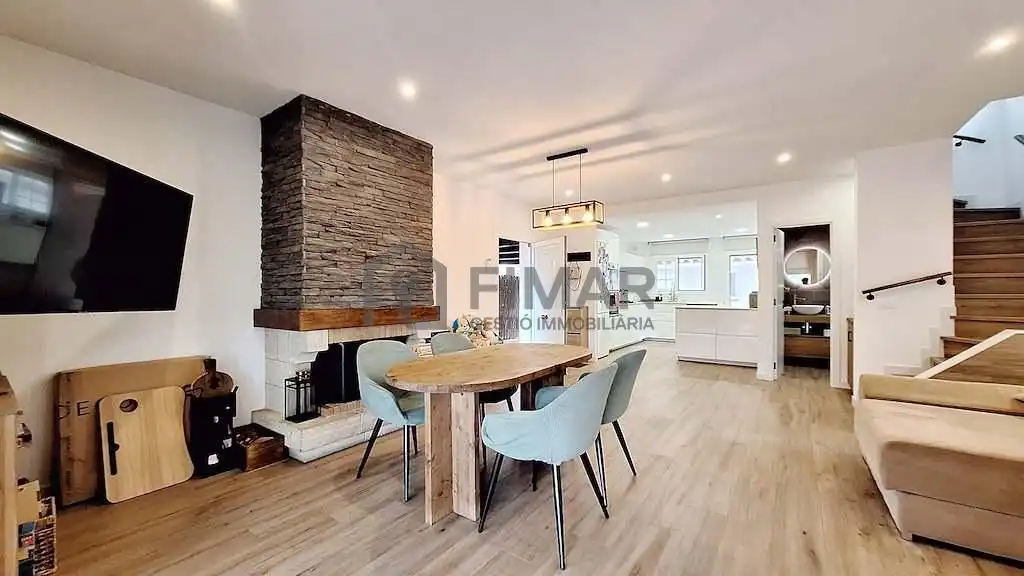 Comedor de Casa o chalet en venta en Vilassar de Dalt con Aire acondicionado, Calefacción y Jardín privado