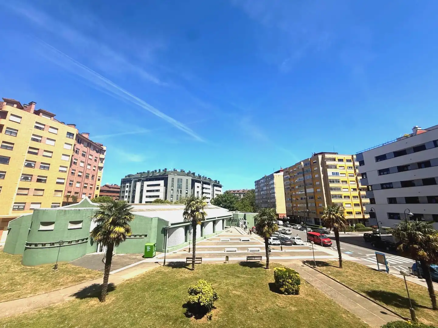 Vista exterior de Piso en venta en Castrillón con Calefacción, Terraza y Trastero