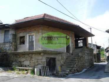 Casa amb balcó en venda a San Cibrao das Viñas