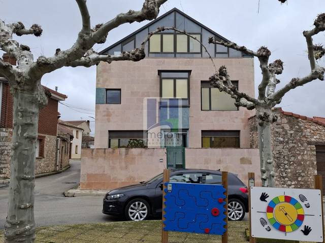 Casa-chalet en Venta en FRANDOVINEZ en Frandovínez