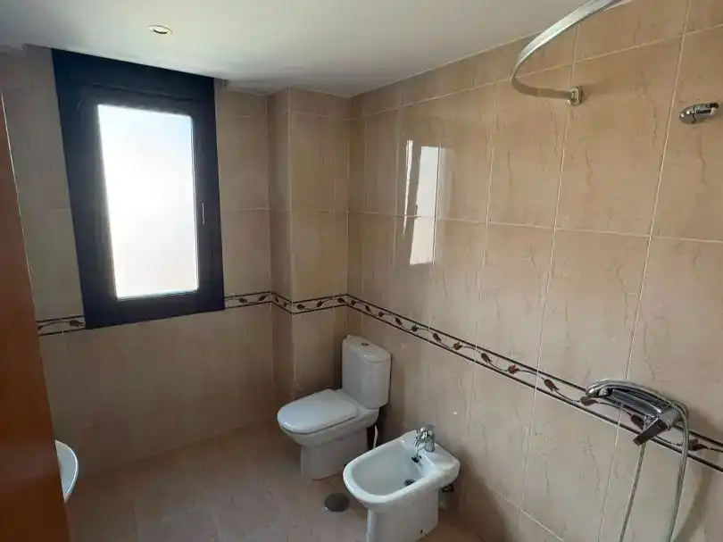 Badezimmer von Wohnung zum Verkauf in Villaviciosa mit Terrasse