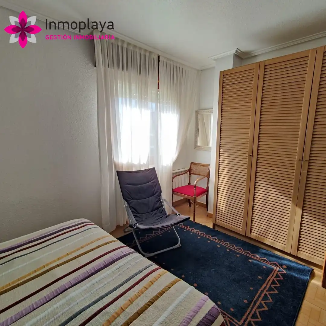 Schlafzimmer von Wohnung zum Verkauf in Noja mit Heizung, Terrasse und Möbliert