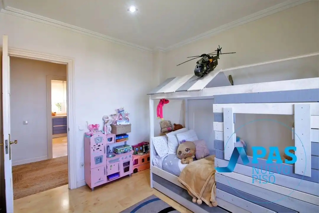 Bedroom of Houses for sale in Santander  with Heating, Private garden and Terrace