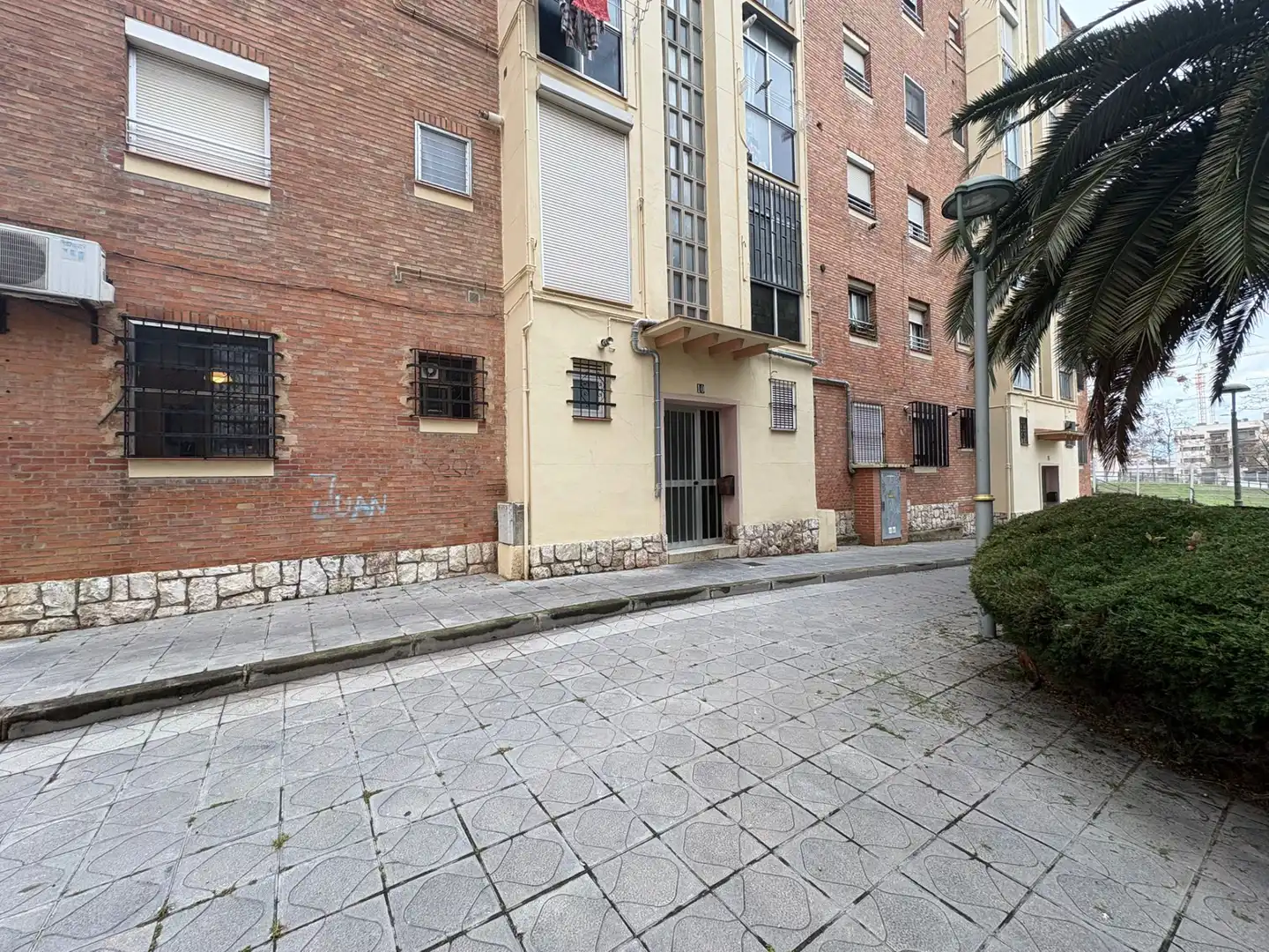 Flat with terrace for sale in Carrer de Covadonga, imagen 5