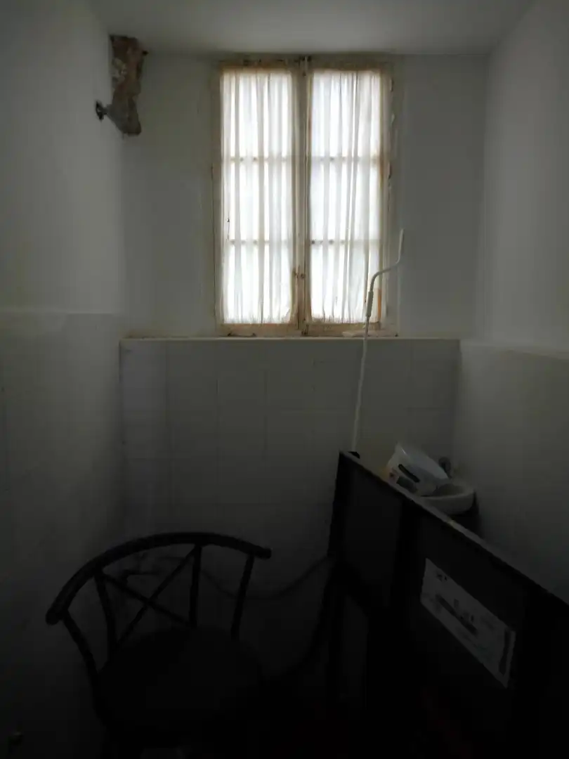 Badezimmer von Geschaftsraum zur Miete in Cádiz mit Möbliert