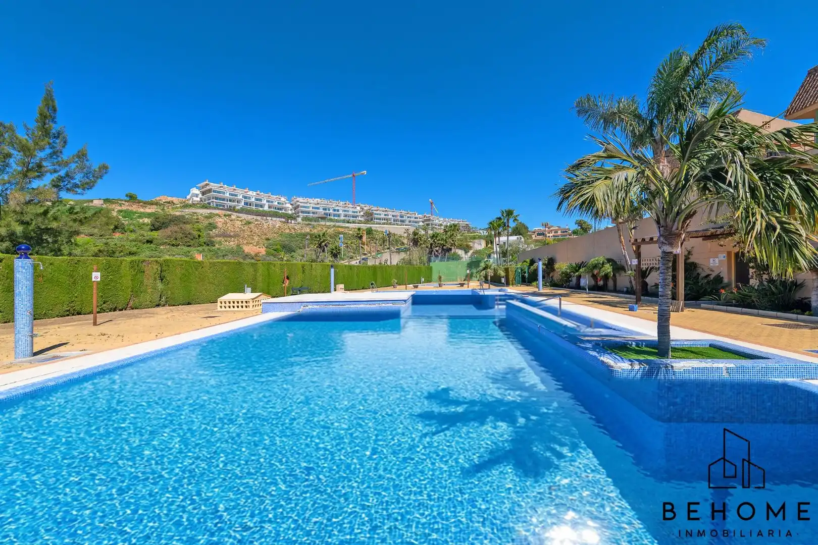 Piscina de Ático en venta en La Alcaidesa con Jardín privado, Terraza y Piscina comunitaria