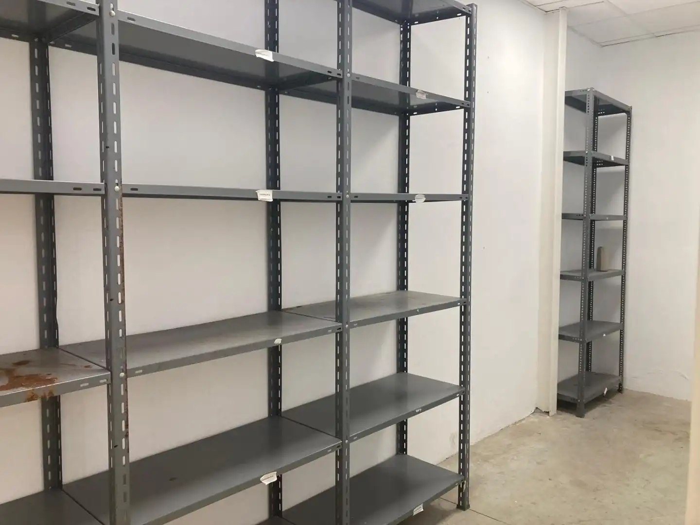 Nave industrial en venta en Cerrado de Calderón - Hacienda Paredes