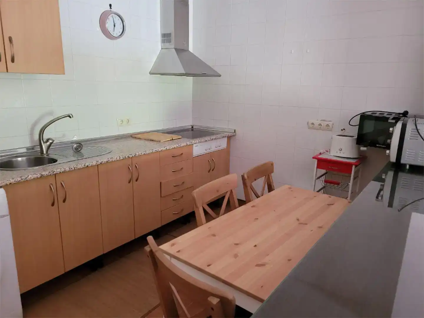 Küche von Wohnung zur Miete in Jarandilla de la Vera mit Klimaanlage, Abstellraum und Möbliert
