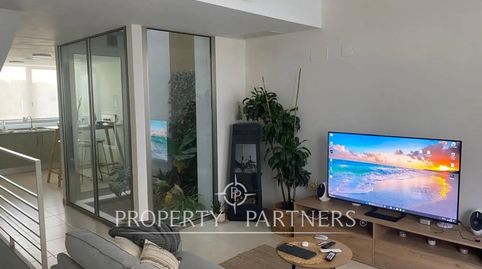 Foto 2 de Casa adosada en venta en La Pobla de Vallbona, Núcleo Urbano, La Pobla de Vallbona