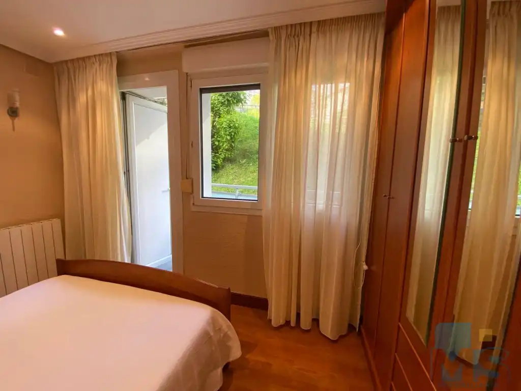 Schlafzimmer von Wohnung zum Verkauf in Pasaia