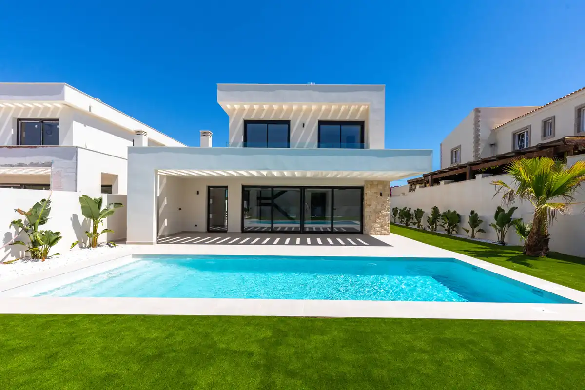 Vista exterior de Casa o xalet en venda en Torrevieja