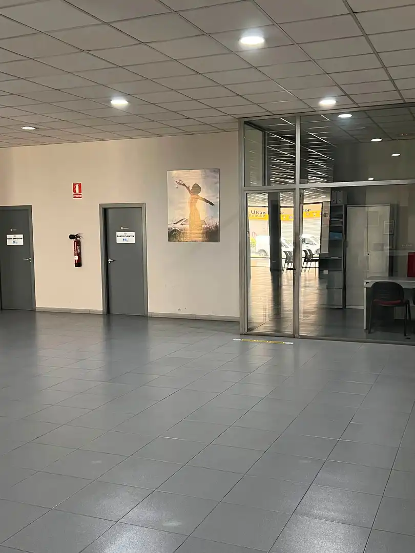 Commercial properties for rent in Gandia  with Air Conditioner, Furnished and Alarm