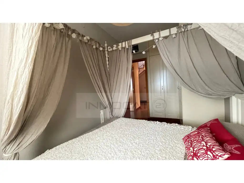 Schlafzimmer von Einfamilien-Reihenhaus zum Verkauf in Sitges mit Heizung, Terrasse und Möbliert