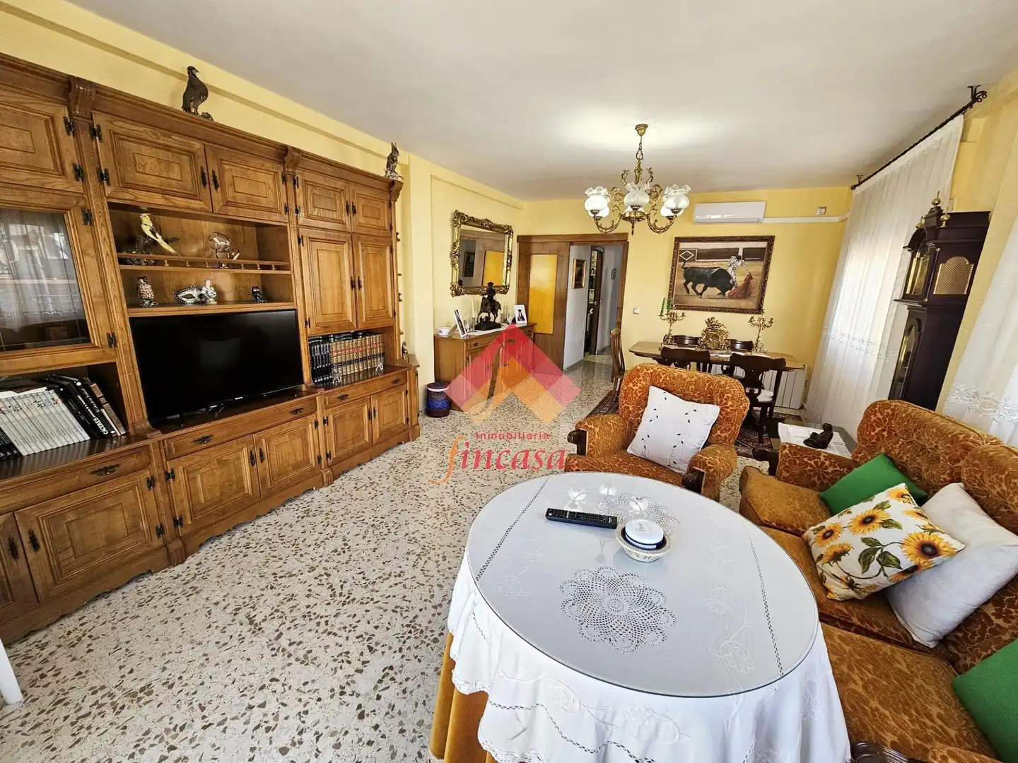 Living room of Flat for rent in Ronda  with Terrace and Furnished