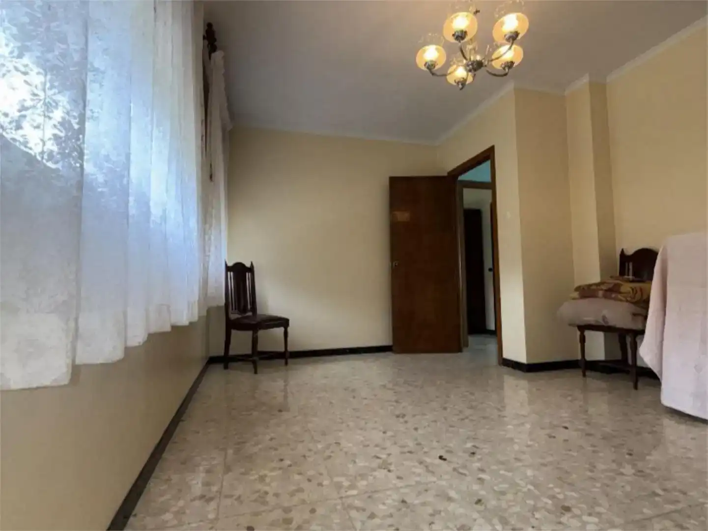 Sala d'estar de Pis en venda en Valdoviño amb Jardí privat, Traster i Moblat