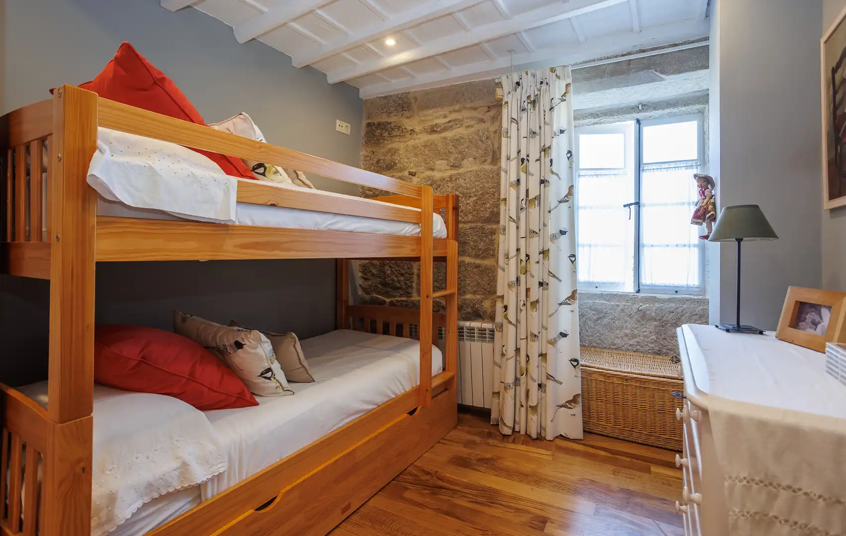 Habitación de Finca rústica en venta en Vilar de Barrio con Piscina