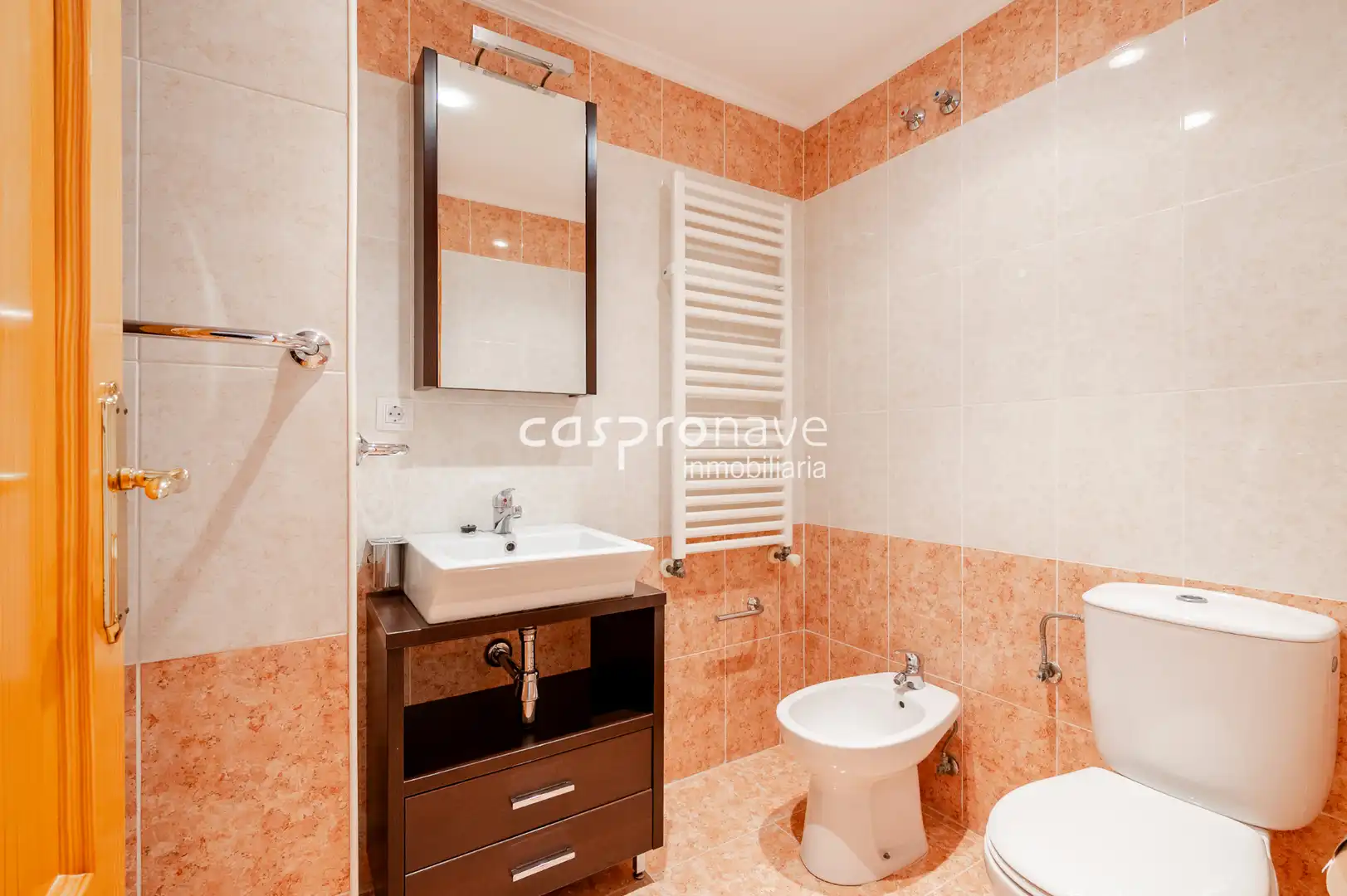 Baño de Piso en venta en Oeste