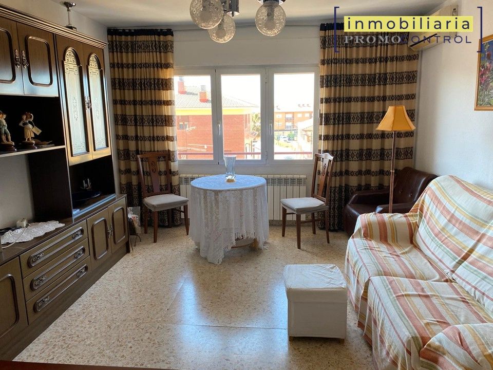 Bedroom of Flat for sale in San Mateo de Gállego  with Air Conditioner, Heating and Furnished