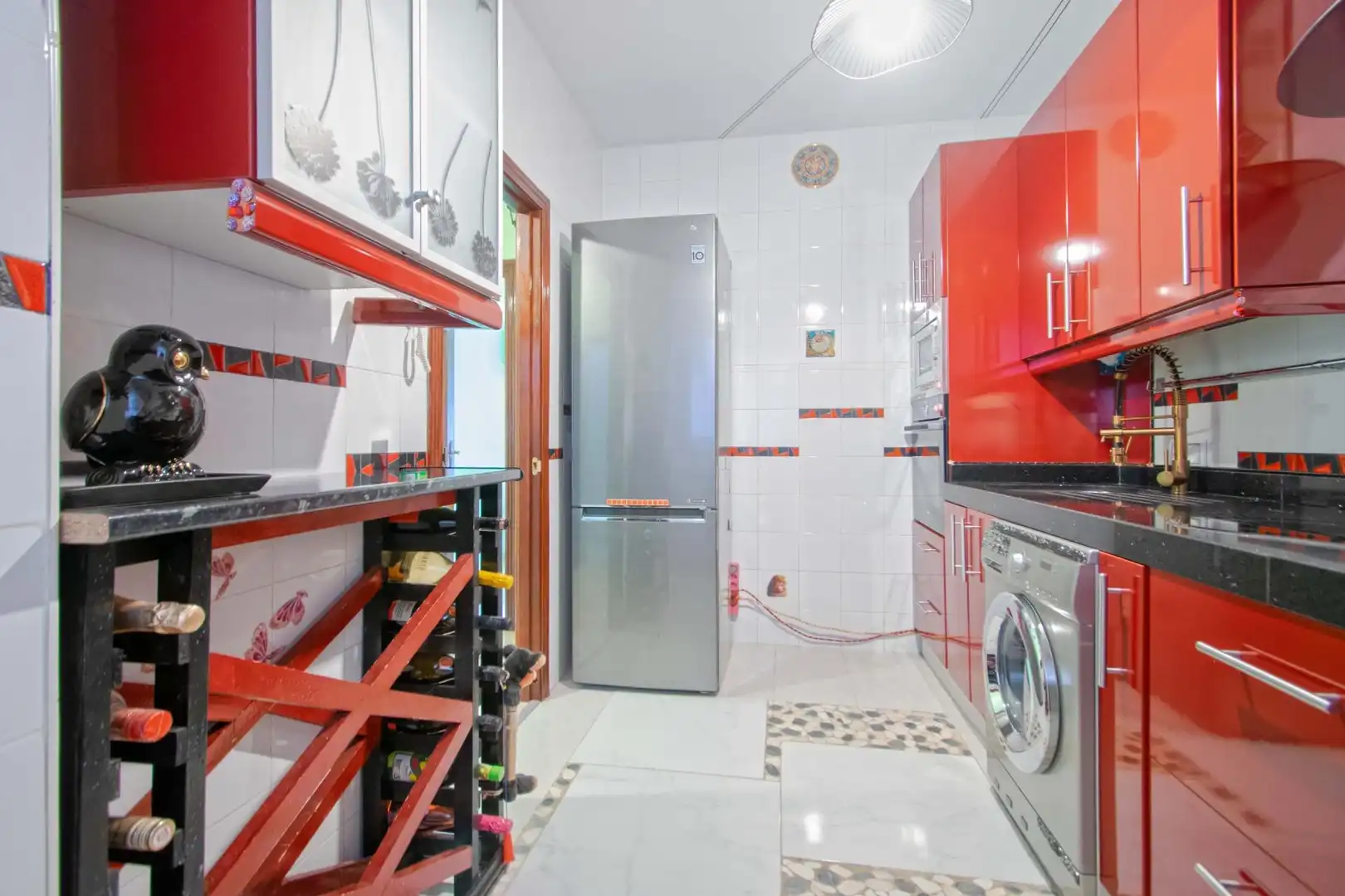 Kitchen of Flat for sale in Sevilla  with Terrace
