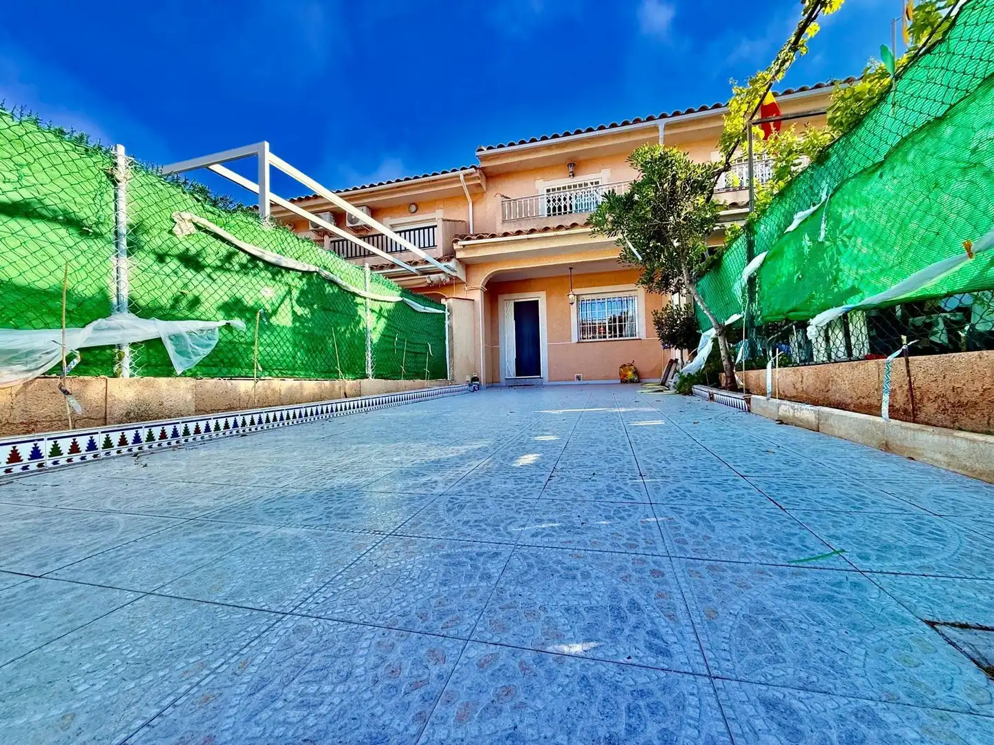Houses for sale in Avenida Avenida Río Segura, Torre de la Horadada