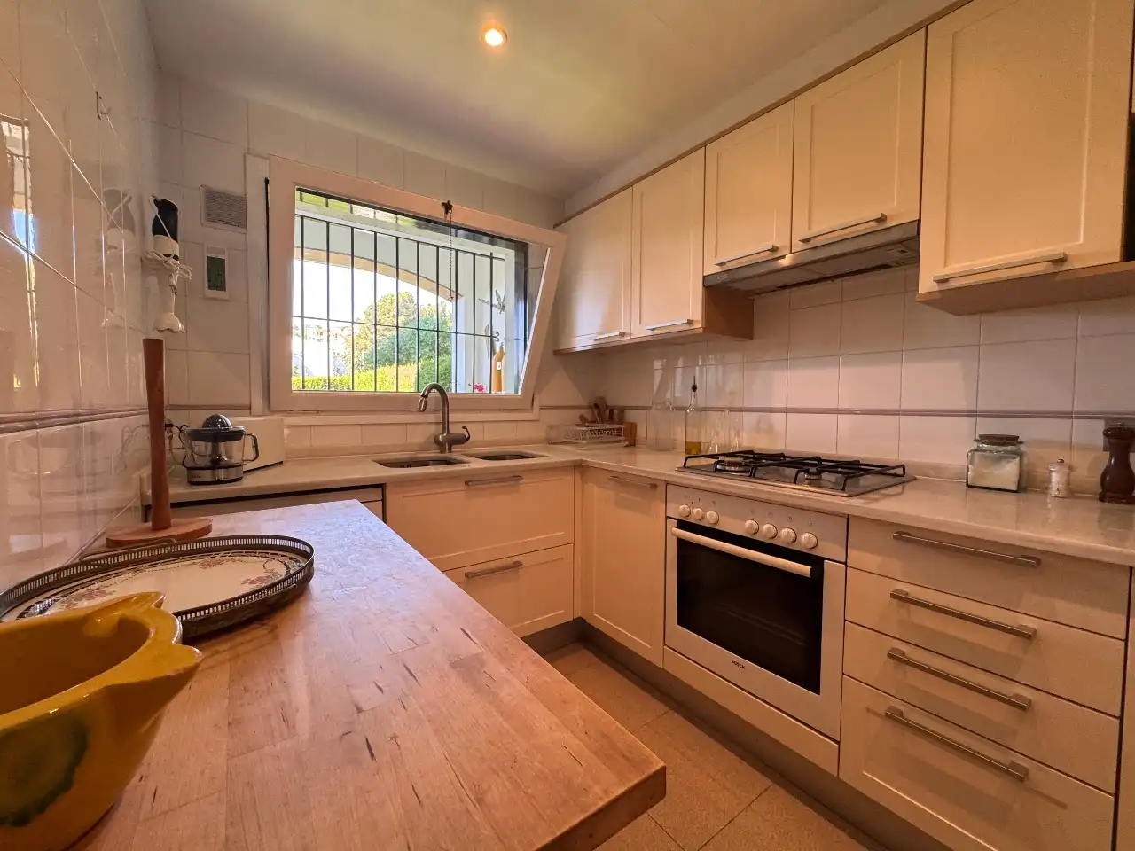 Küche von Haus oder Chalet zum Verkauf in Palafrugell mit Klimaanlage, Privatgarten und Terrasse