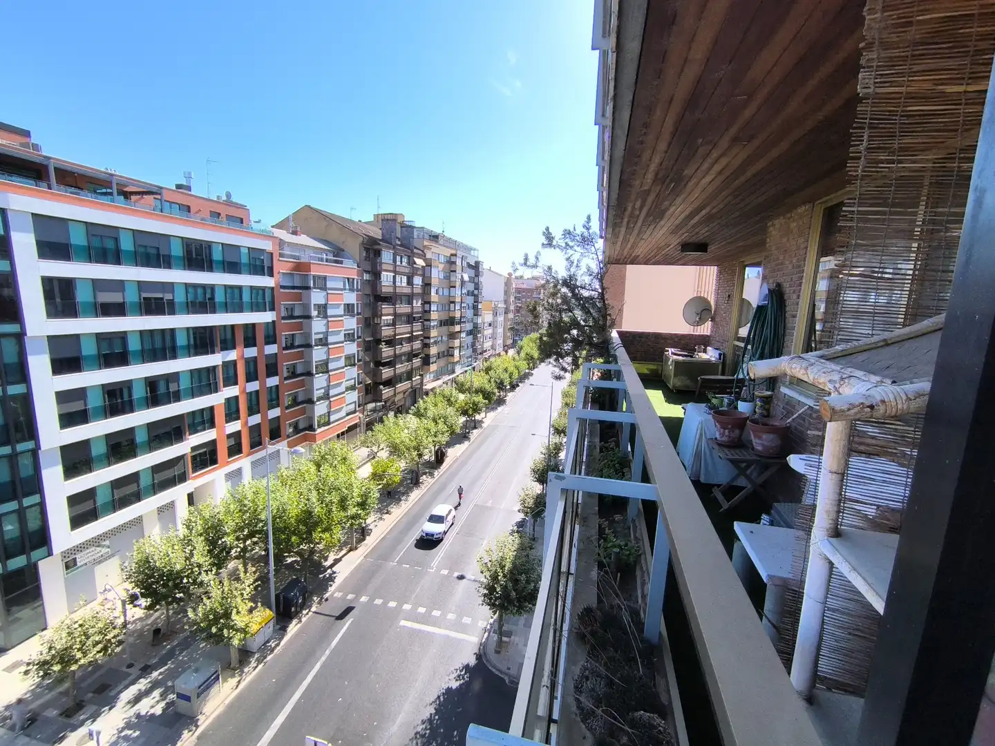 Außenansicht von Wohnung zum Verkauf in Palencia mit Heizung, Terrasse und Ofen