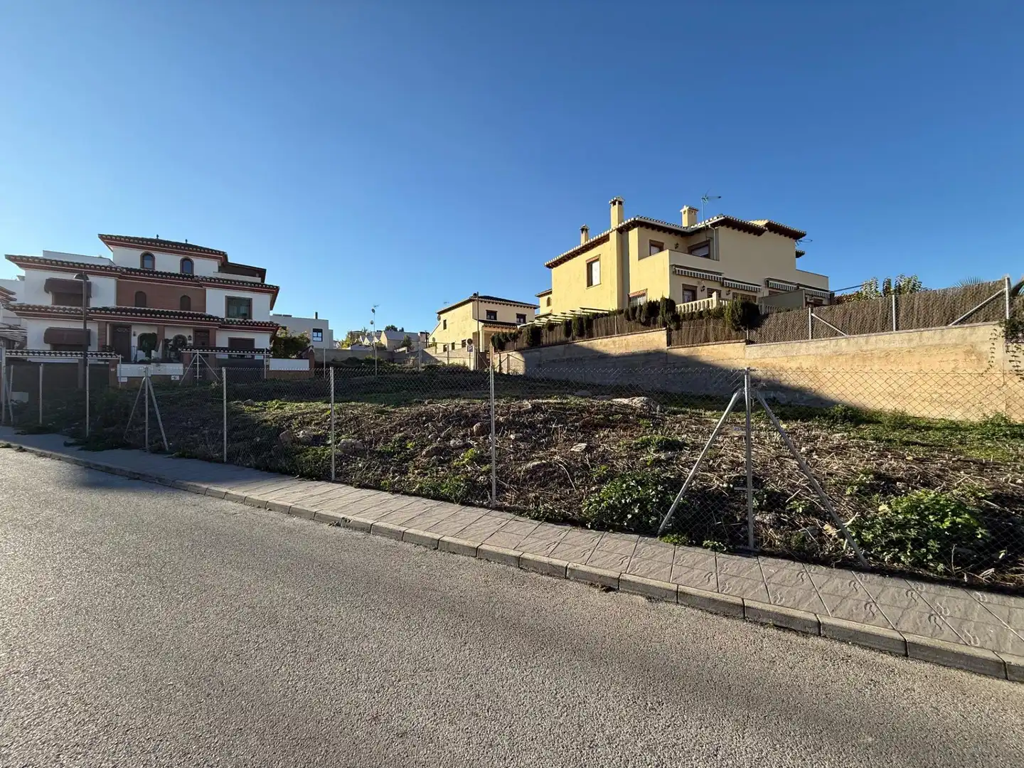 Terreni e lotti in vendita a La Zubia Ciudad, imagen 3